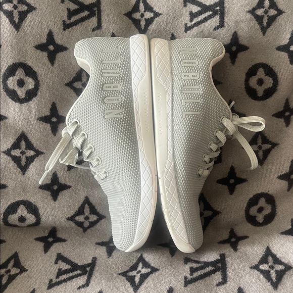 NOBULL Shoes - NOBULL Light Gray Knit Trainer Sneakers